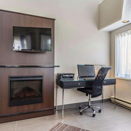 Comfort Inn Thetford Mines Buitenkant foto