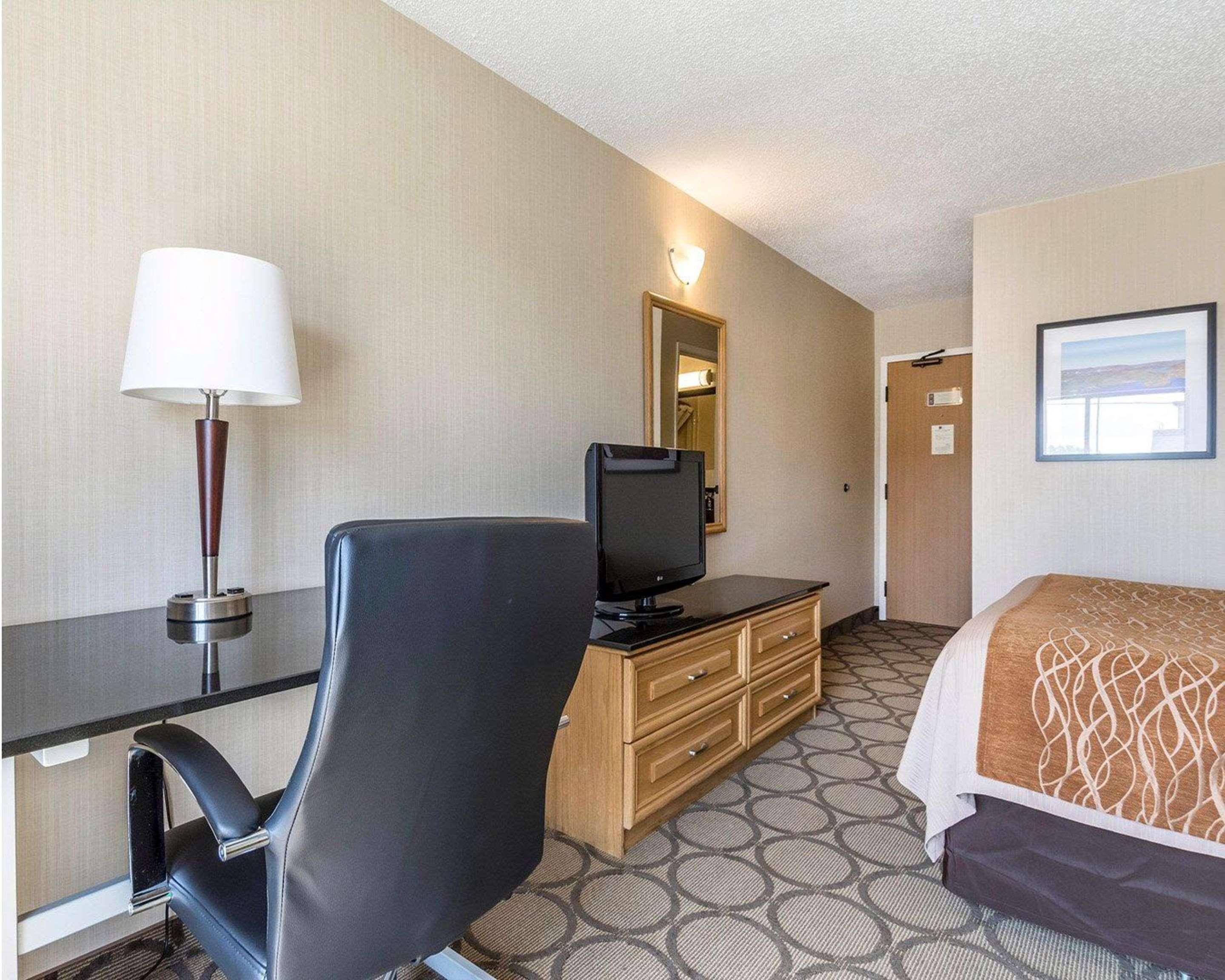 Comfort Inn Thetford Mines Buitenkant foto