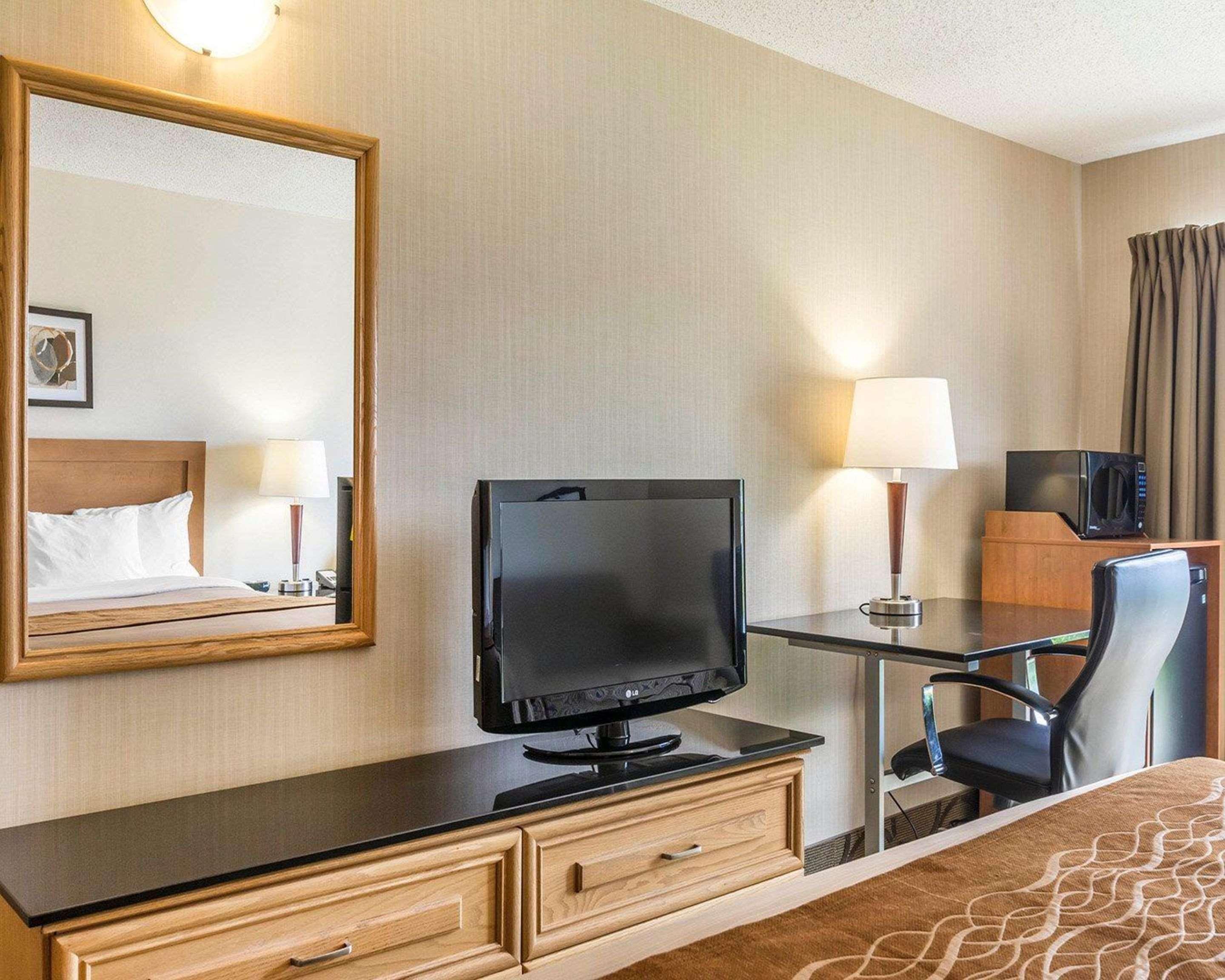 Comfort Inn Thetford Mines Buitenkant foto