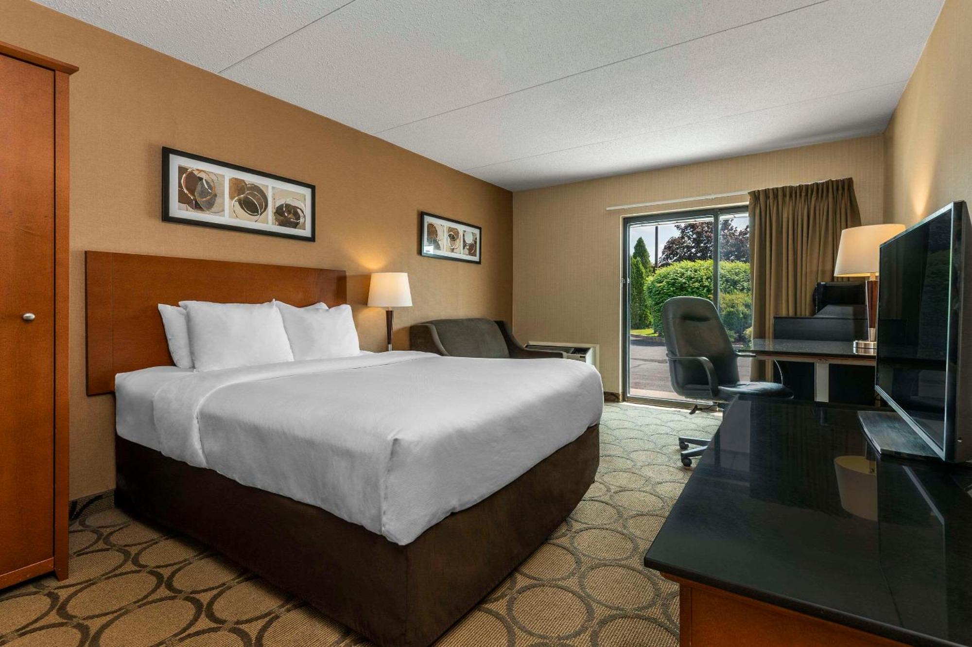 Comfort Inn Thetford Mines Buitenkant foto