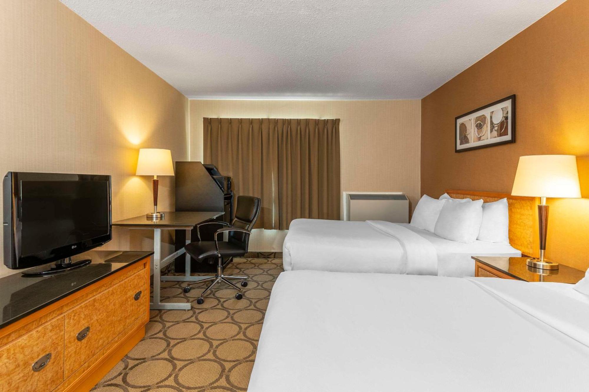 Comfort Inn Thetford Mines Buitenkant foto