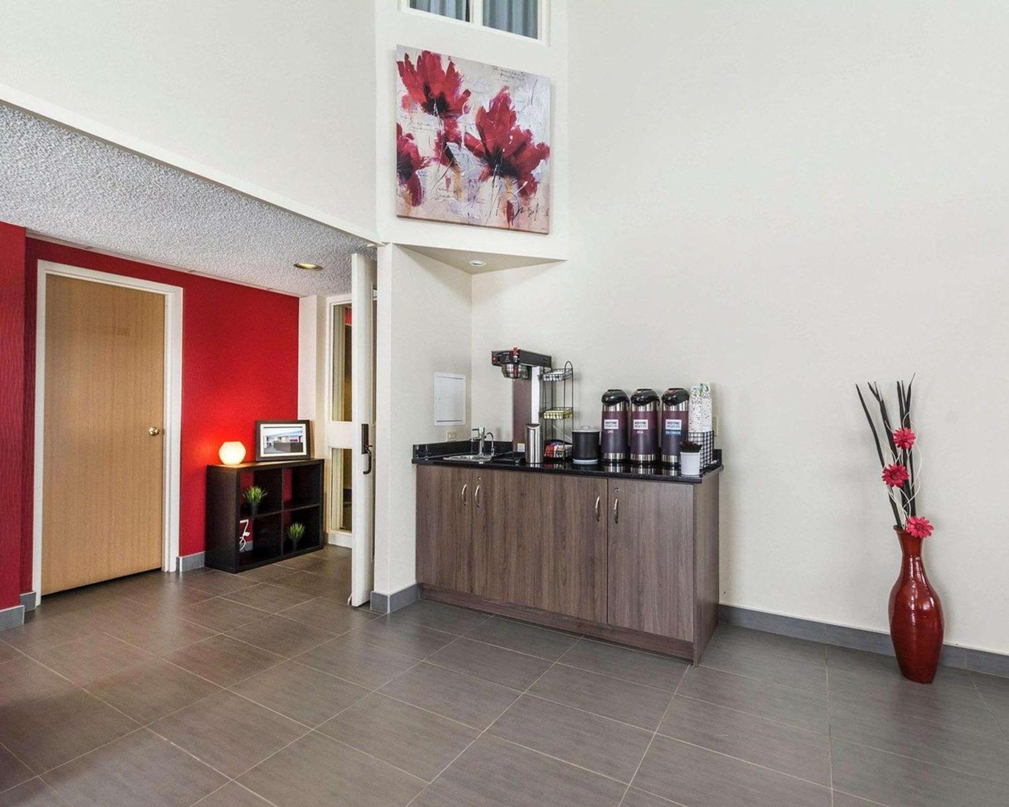 Comfort Inn Thetford Mines Buitenkant foto